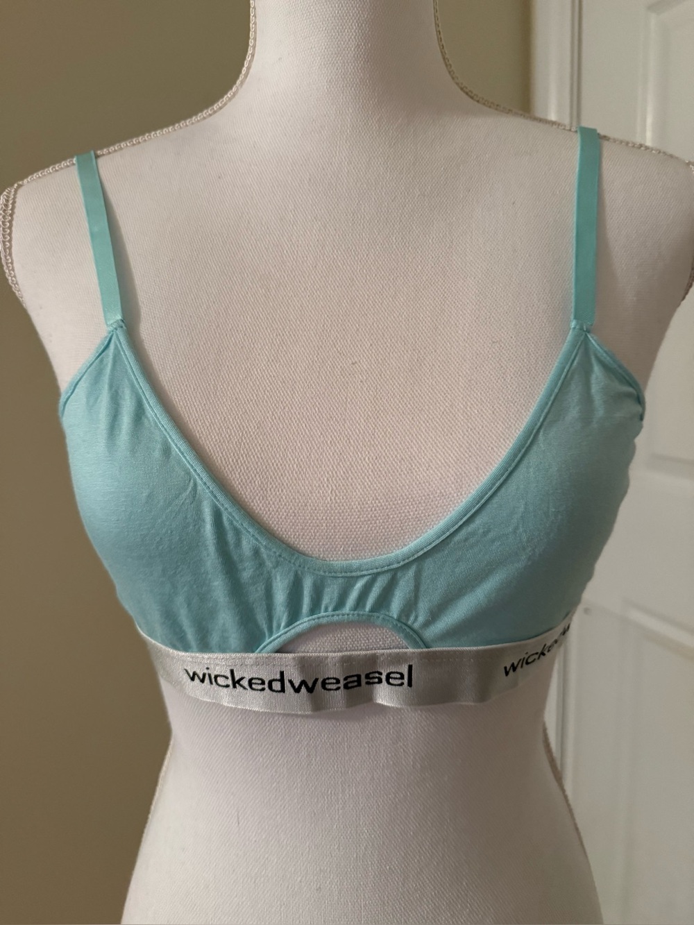 Wicked Weasel Bamboo
Bralette -(M) Aqua Bralette -Bra